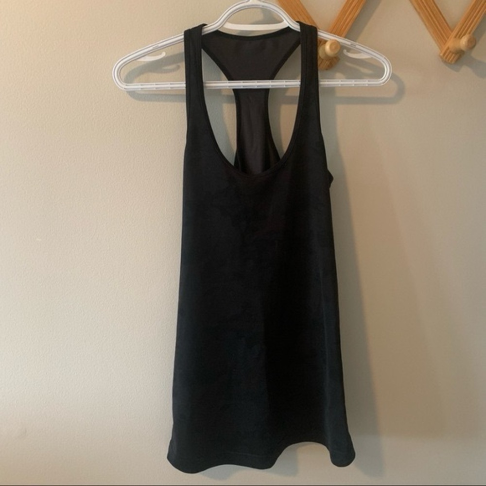 ltSOLDgt Lululemon cool racer back - camo